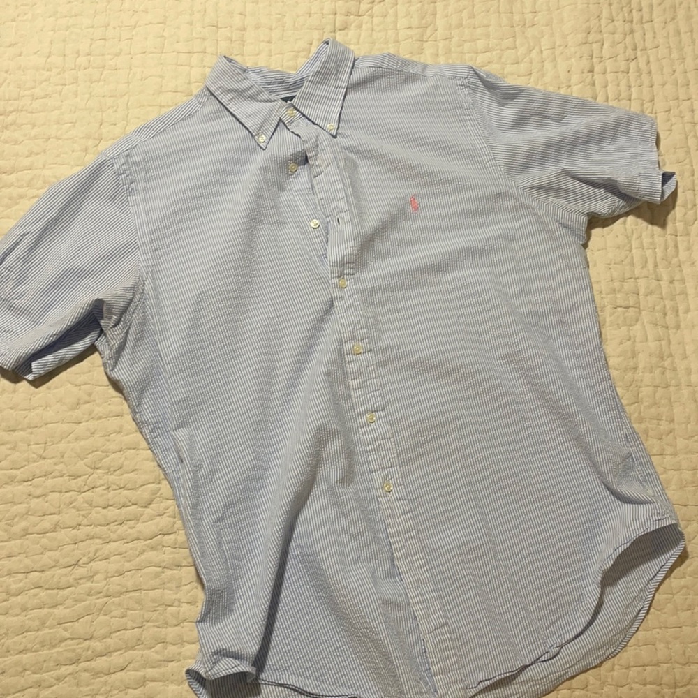 Short sleeve shirt